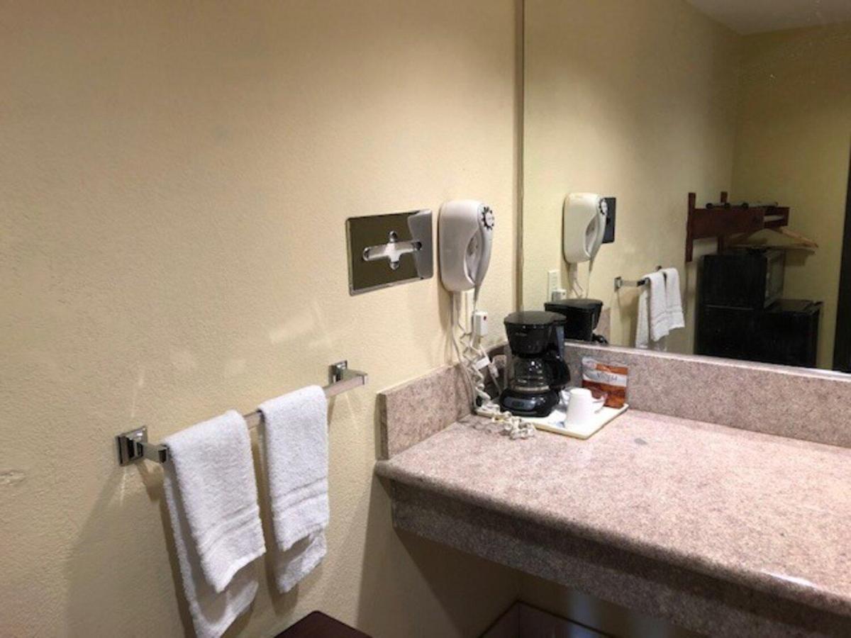 Americas Best Value Inn Pasadena Zewnętrze zdjęcie