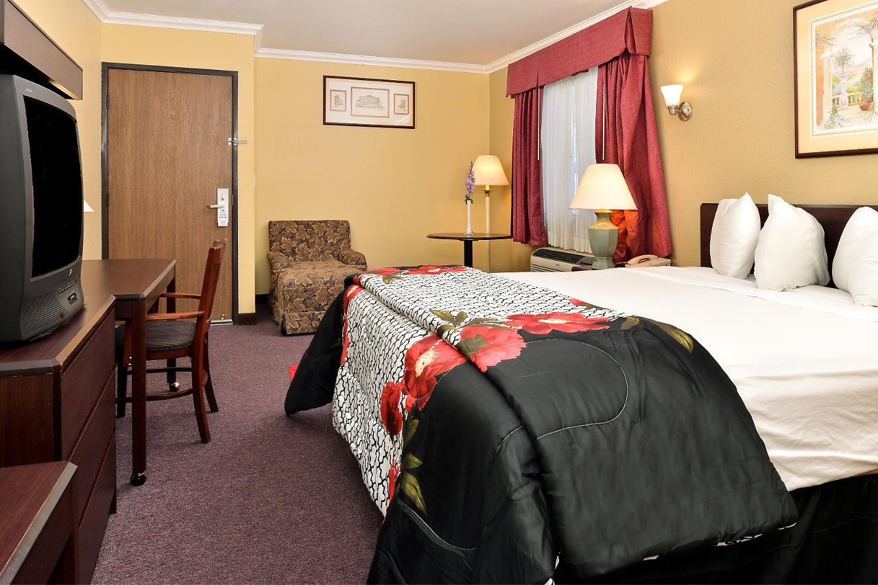 Americas Best Value Inn Pasadena Zewnętrze zdjęcie