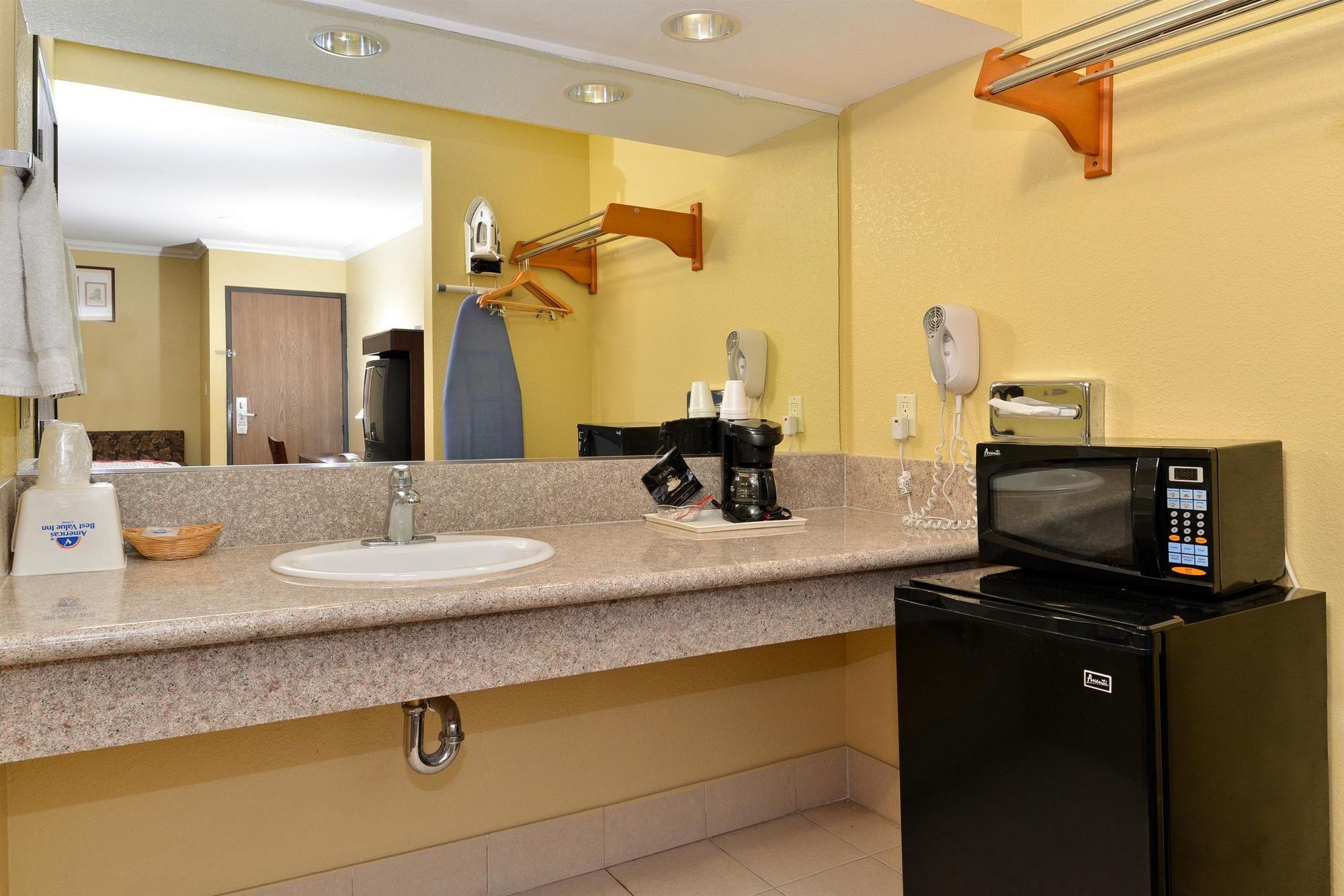 Americas Best Value Inn Pasadena Zewnętrze zdjęcie